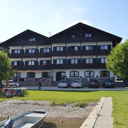 Gaestehaus Gruenaeugl Am See Gstadt am Chiemsee Exterior photo