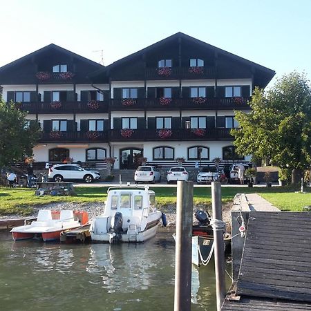 Gaestehaus Gruenaeugl Am See Gstadt am Chiemsee Exterior photo